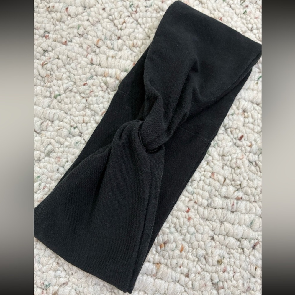 Black Knotted Classic Basic Headband
